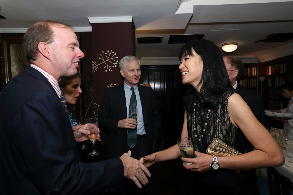 20121105 Trinity Dinner in HK with Sir Gregory Winter07
